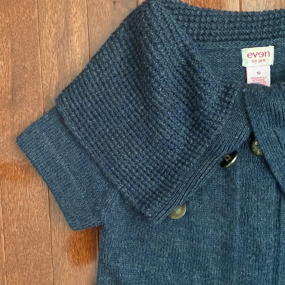 Even for Girls Short Sleeve Sweater - Picture 4 of 13